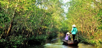 Mekong off the beaten path Tan Phong island and Mekong Rustic lodge